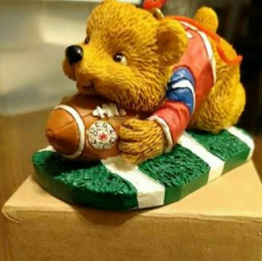 Avon 1998 Teddy Bear Football Fan Christmas Ornament Original Box